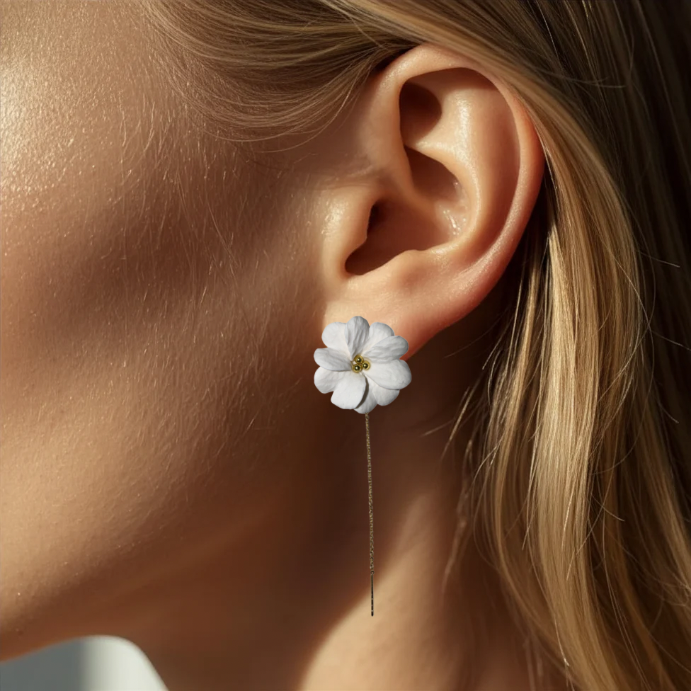 White Bloom (on the chain)